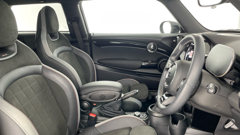 MINI Hatchback 1.5 Cooper Sport Premium Plus 3dr Auto Petrol Hatchback